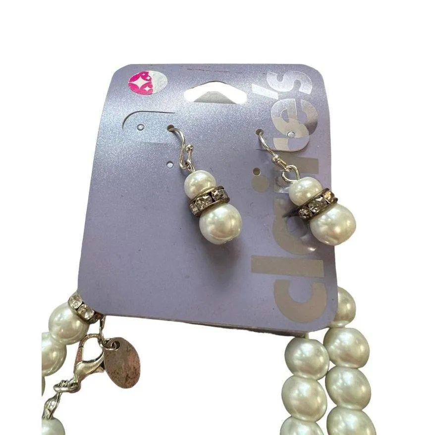 Claires Faux Pearl Set Necklace Bracelet Dangle Earrings Silver Tone NEW on Card - Image 4