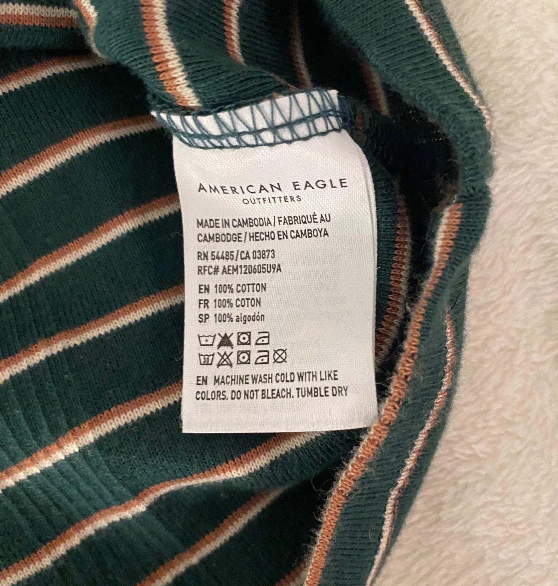 Outfitters T-shirt - Image 3