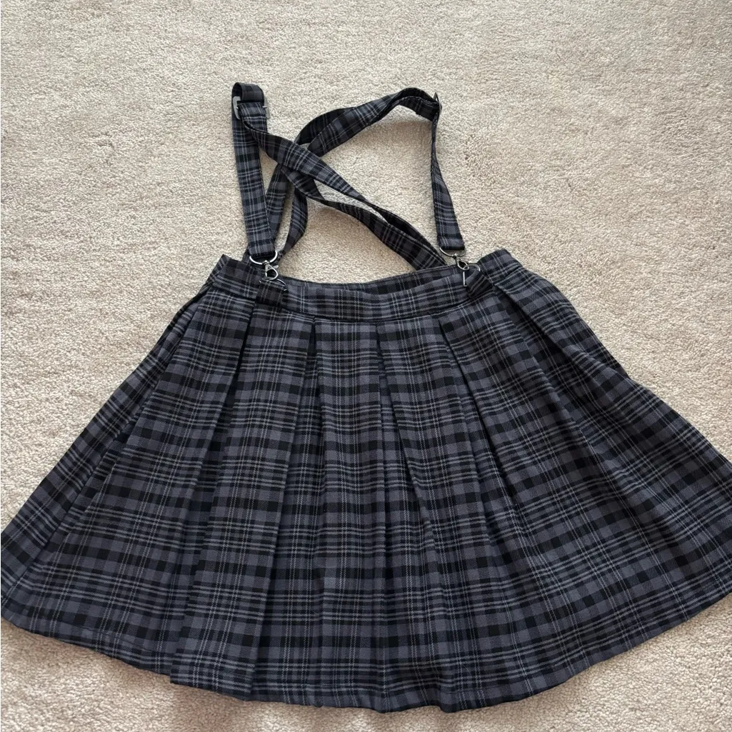 Hot Topic Y2K Baddie Black & Grey Plaid Suspender Skirt - Image 5