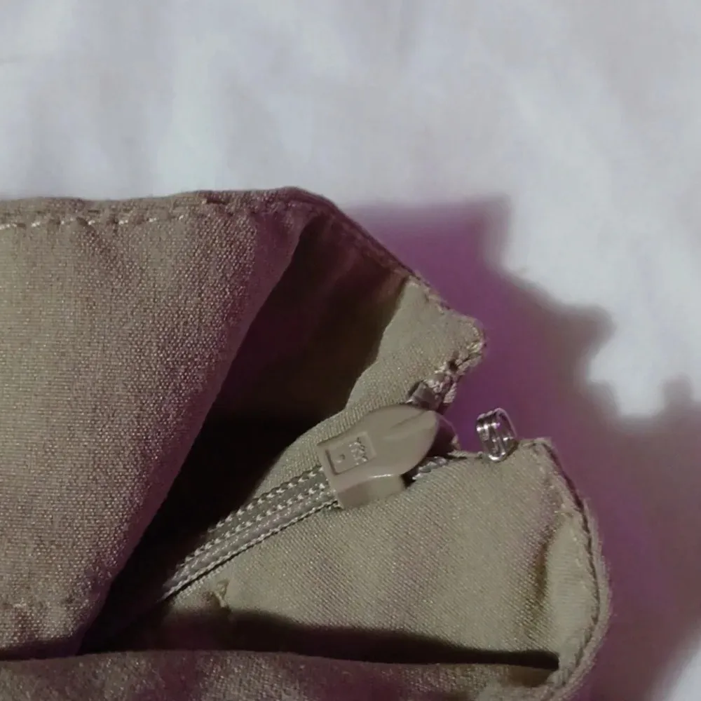 Oakley women's shorts - Image 4