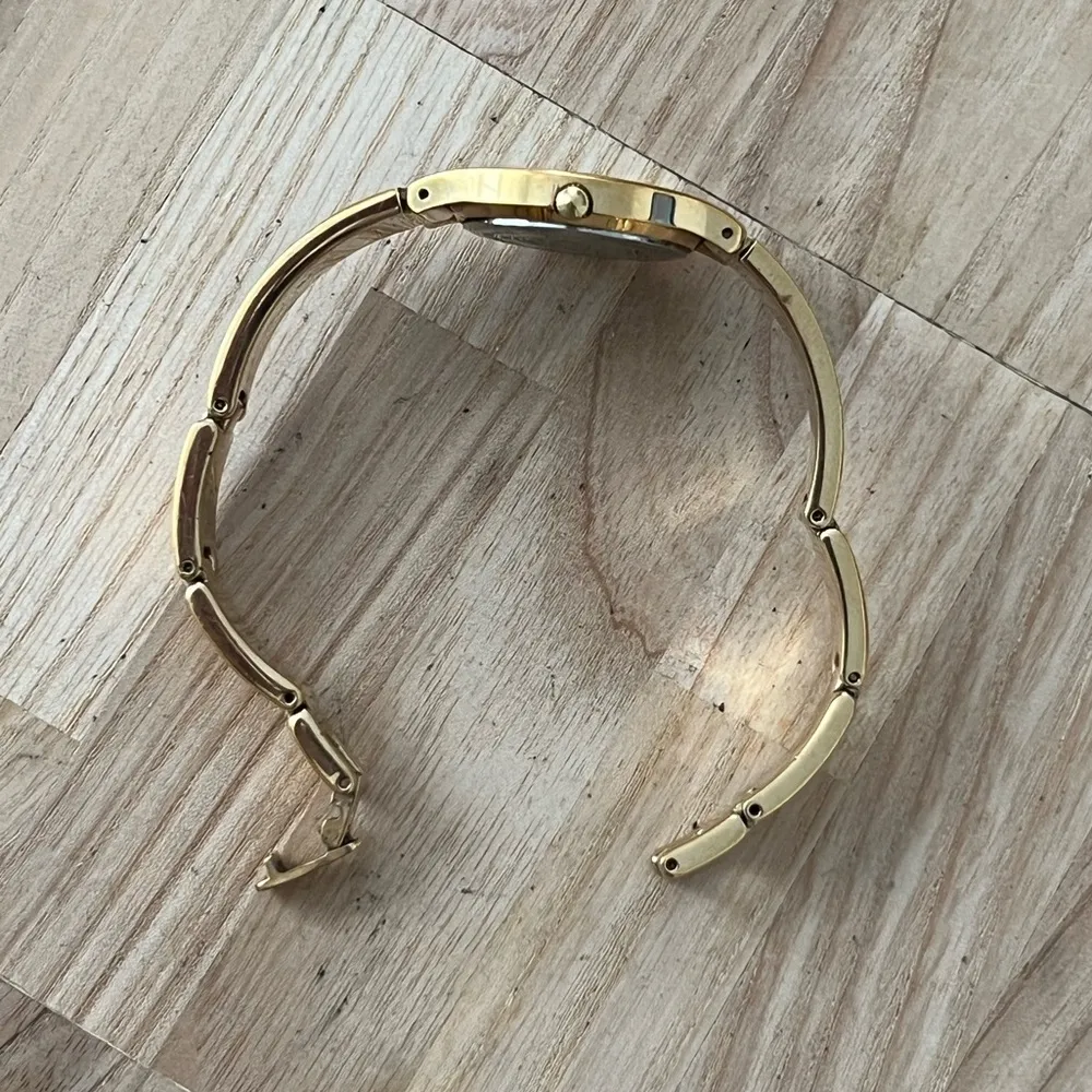 ESQ by Movado Ladies Watch Black Dial Gold Tone Bracelet and Hands - Image 6