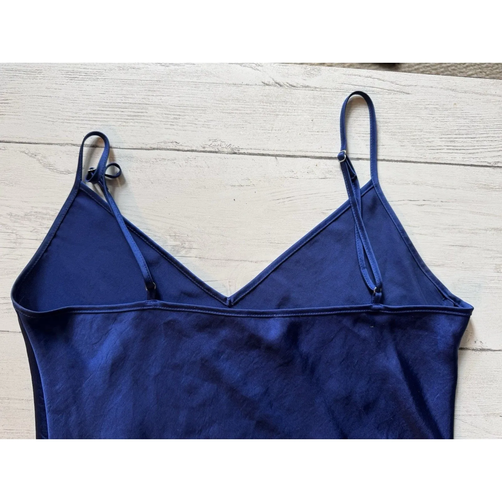 Aritzia Wilfred Navy Blue Satin V-Neck Sleeveless Midi Slip Dress Size Small - Image 3