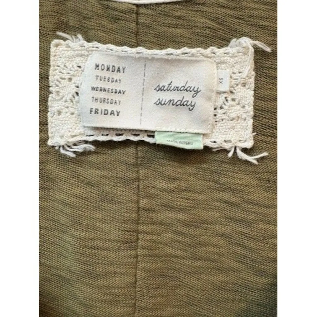 Saturday/Sunday Anthropology Green Lightweight 3/4 Sleeve Top With V - Image 3