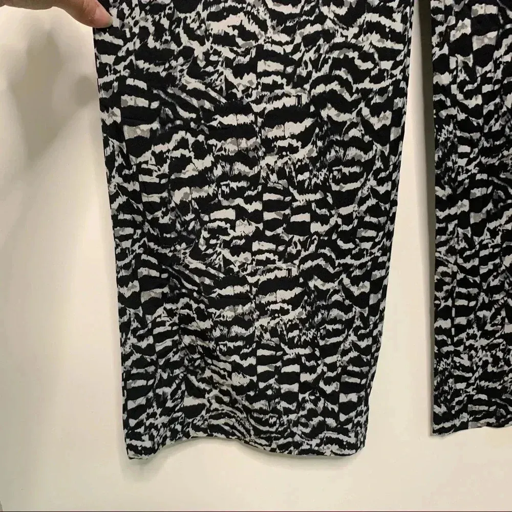 Fabletics  Black/White Dash Jumpsuit Size Small - Image 13