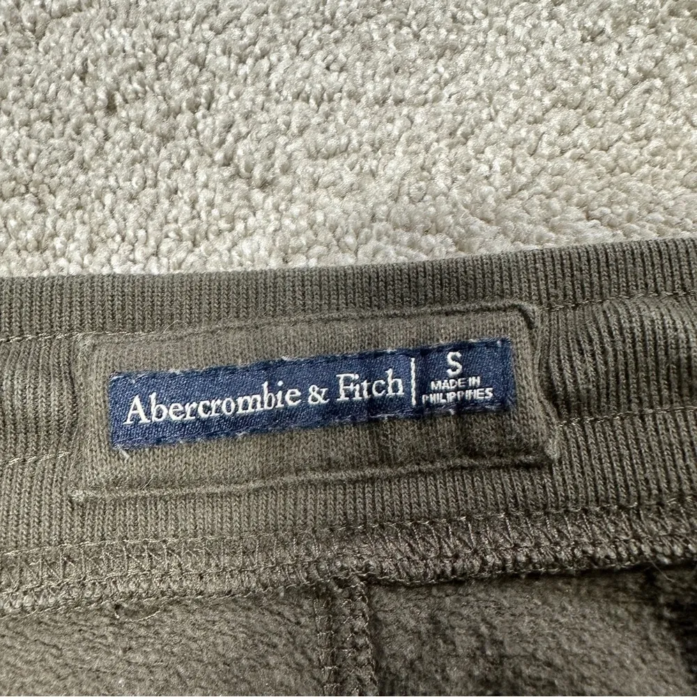 Abercrombie & Fitch Sunday Jogger Logo Sweat Pants Pull On Mid Rise in Green S - Image 9