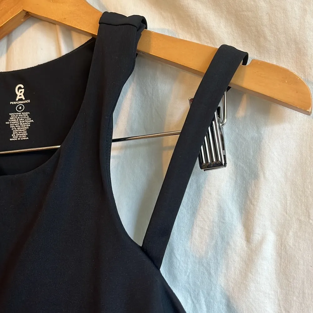 Good American ‘Icon Exaggerated’ Performance Black Double Strap Sports Bra - Image 3