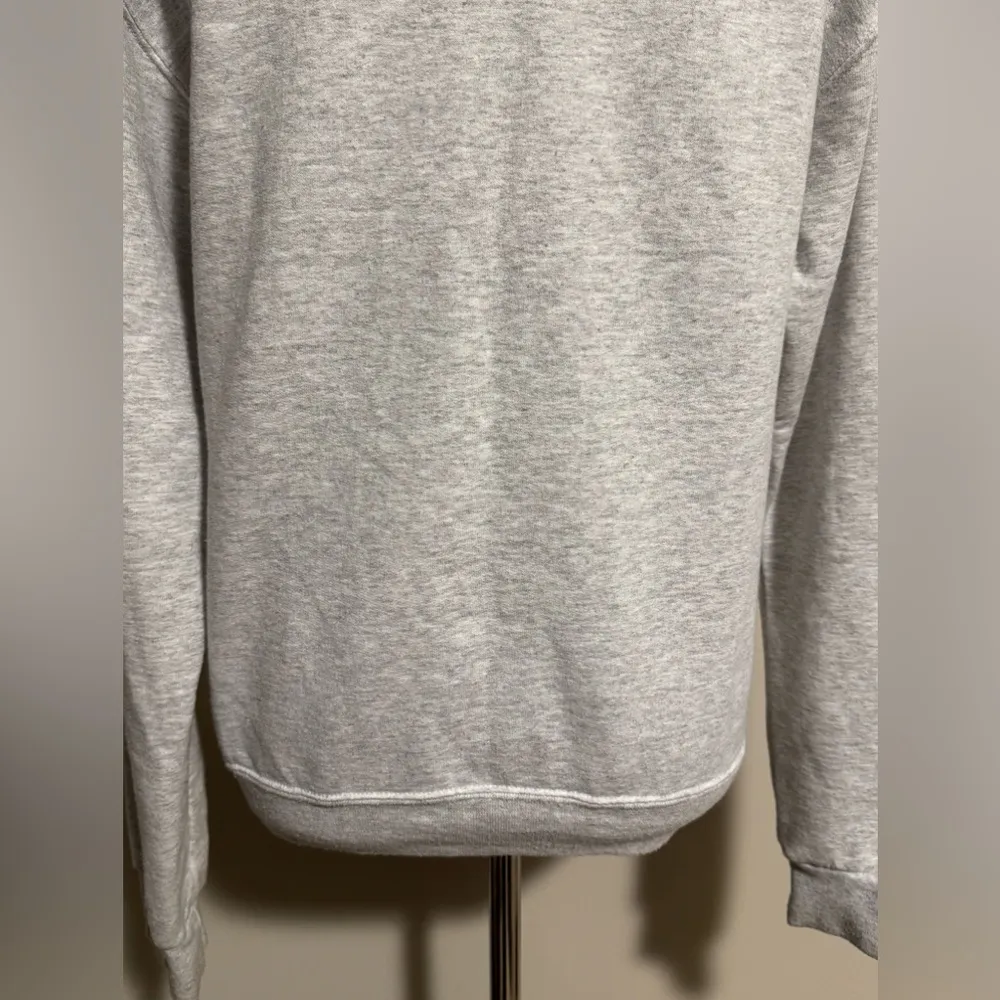 EUC USA vs Everybody Gray and Blue Pullover Sweater size small - Image 6