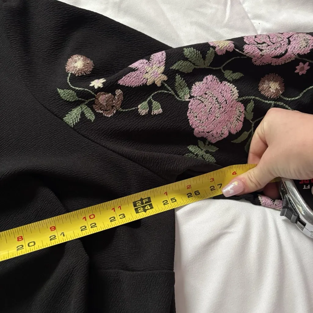 NWT ASOS Womens Size 18 Curve Black Midi Dress Floral Embroidery Long Sleeve - Image 4