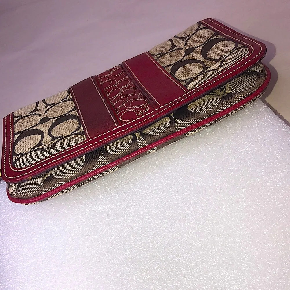 Vintage COACH Hampton Red Leather & Canvas Signature C Wristlet Clutch w Hangtag - Image 15