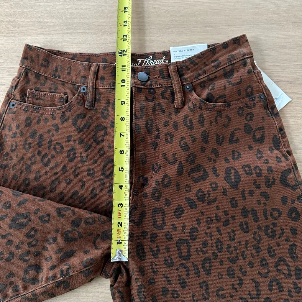 NWT Universal Thread Vintage Straight Jeans Brown Leopard Size 2 Short 28" Waist - Image 12