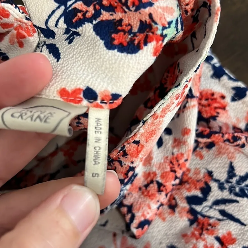PAPER Crane Floral Top Size Small EUC - Image 9