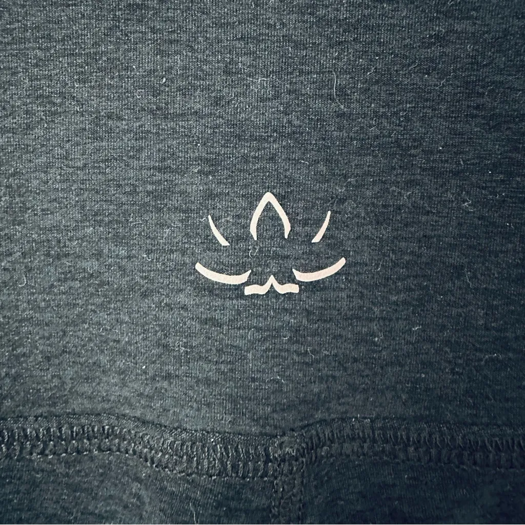 Beyond Yoga Spacedye High Waisted Biker Shorts Darkest Night Size S - Image 4