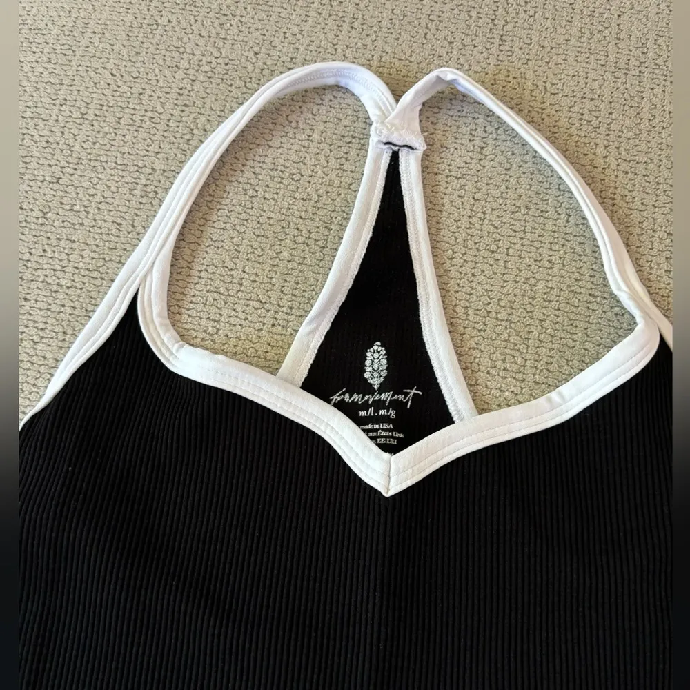 Happiness Runs Sweetheart Colorbock Crop Tank M/L - Image 7