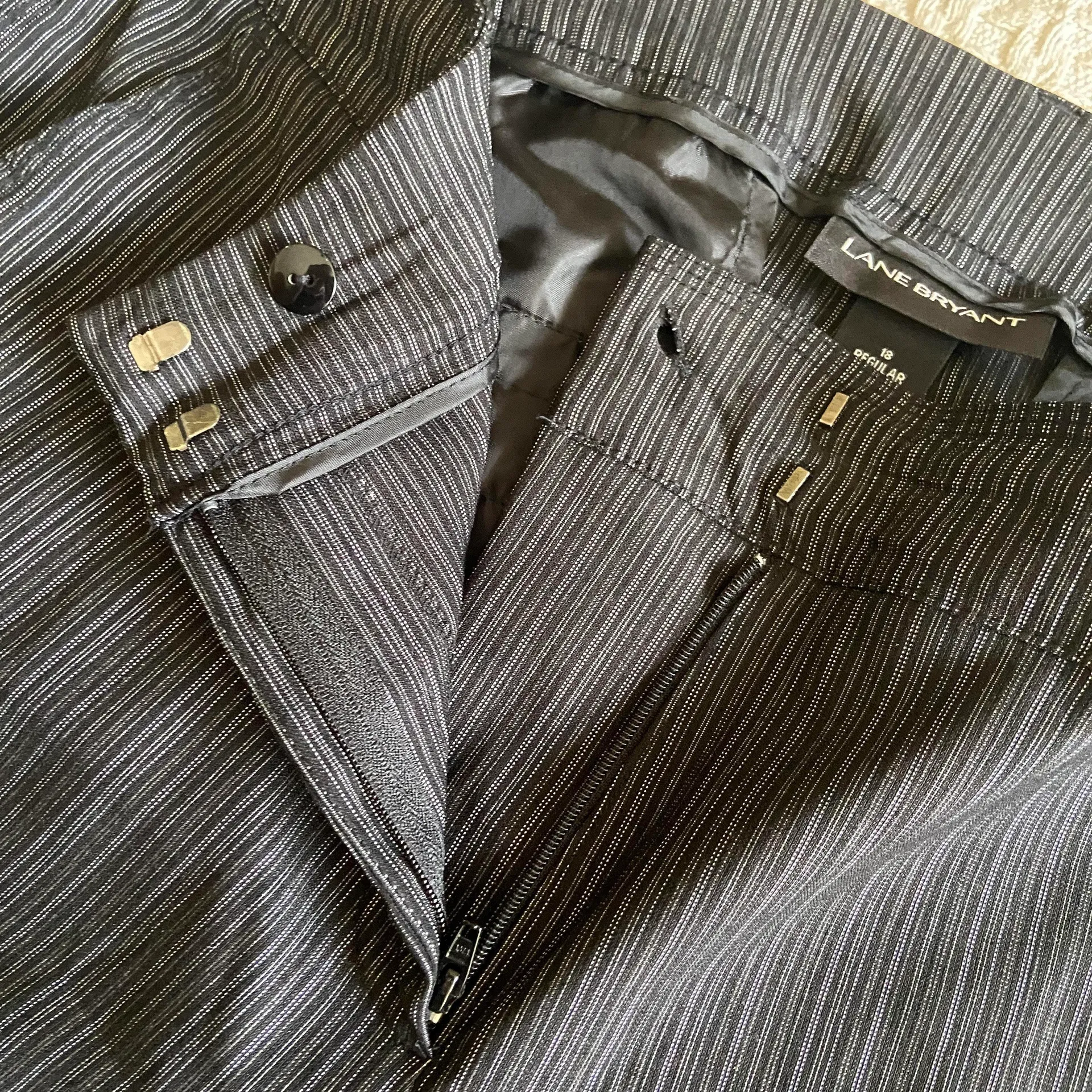 Womens stretch boot striped pants size 18 - Image 7