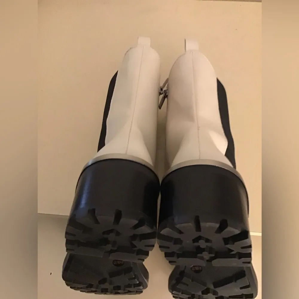 COPY - Vince Camuto women Ivory leather Kourtly boots US 7.5 Euro 38 - Image 9