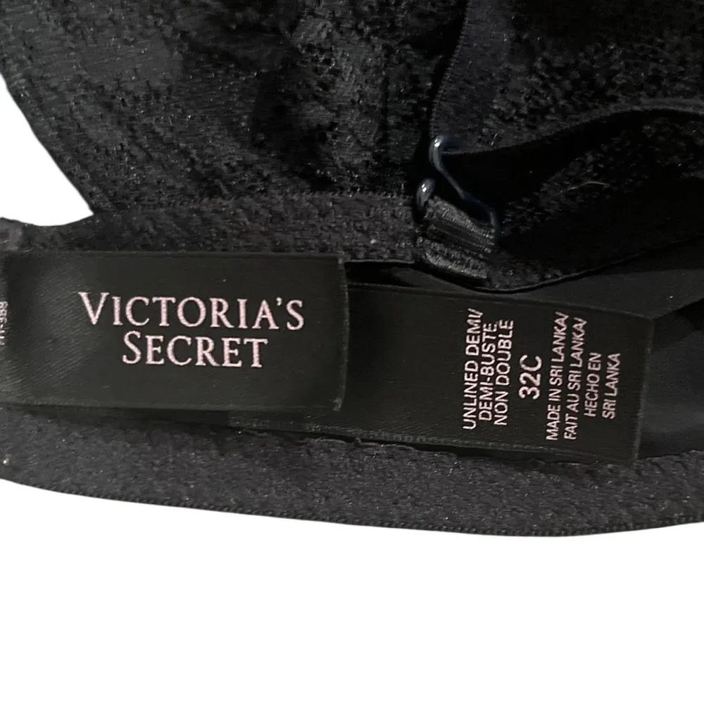 Victoria’s Secret Black Lace Unlined Demi Bra Underwire 32C - Image 8