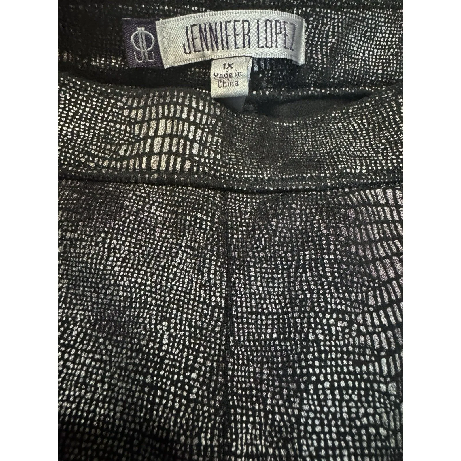 JENNIFER LOPEZ Women’s  Purple‎ & Black Lizard Print Jegging Size 1X Mob Wife - Image 5