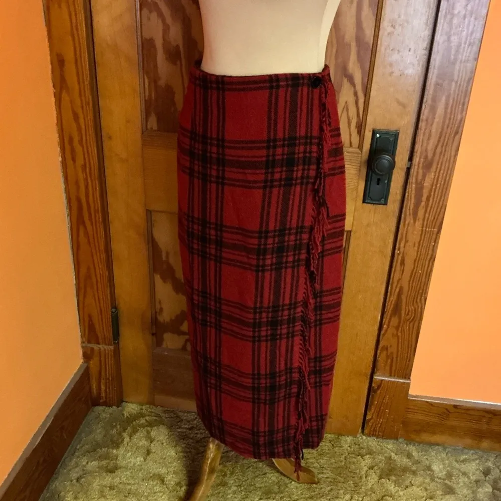Vtg 90s wool plaid fringed wrap skirt Red Size 10P - Image 9