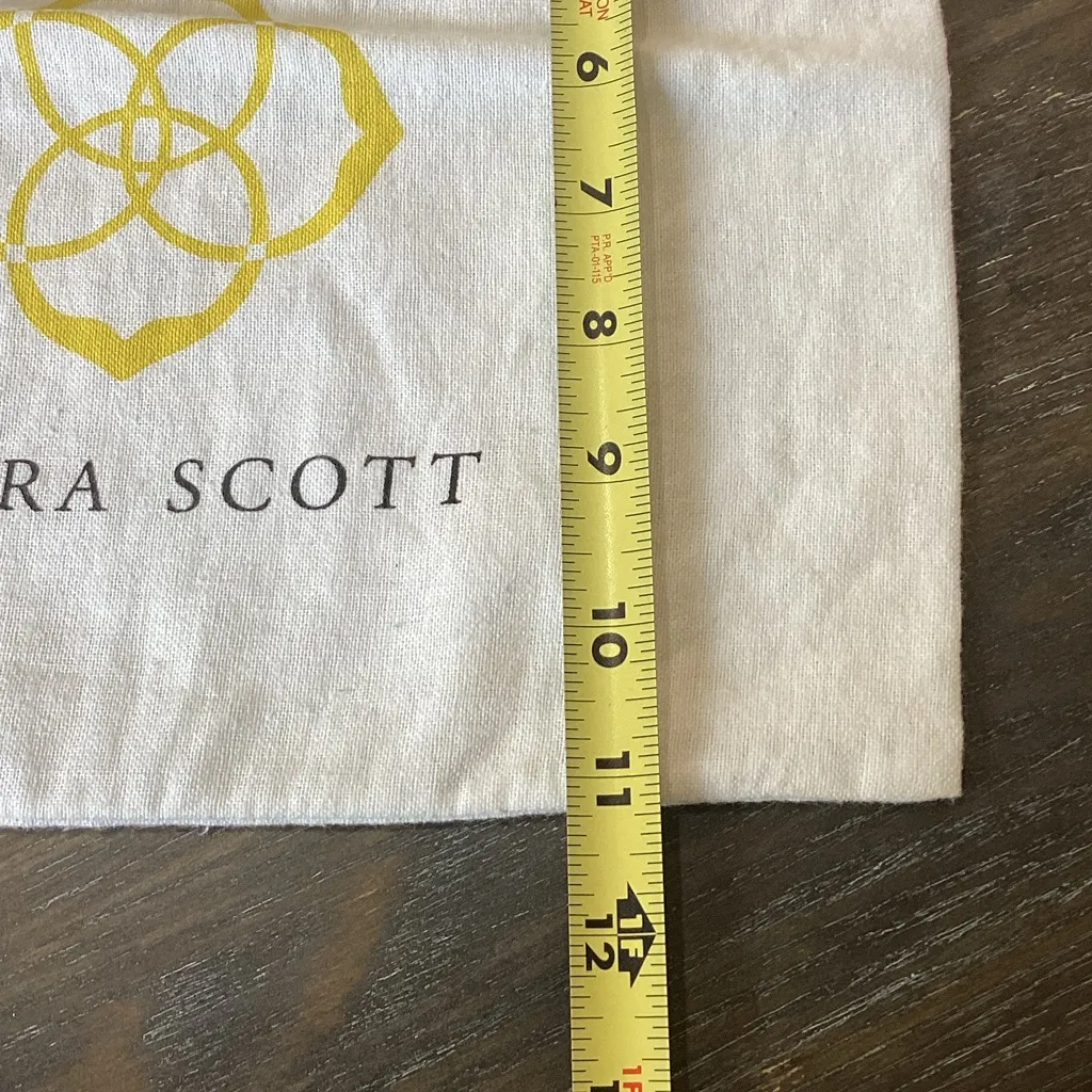 Kendra Scott Cream Dust Bag with Yellow Tassels - Image 6