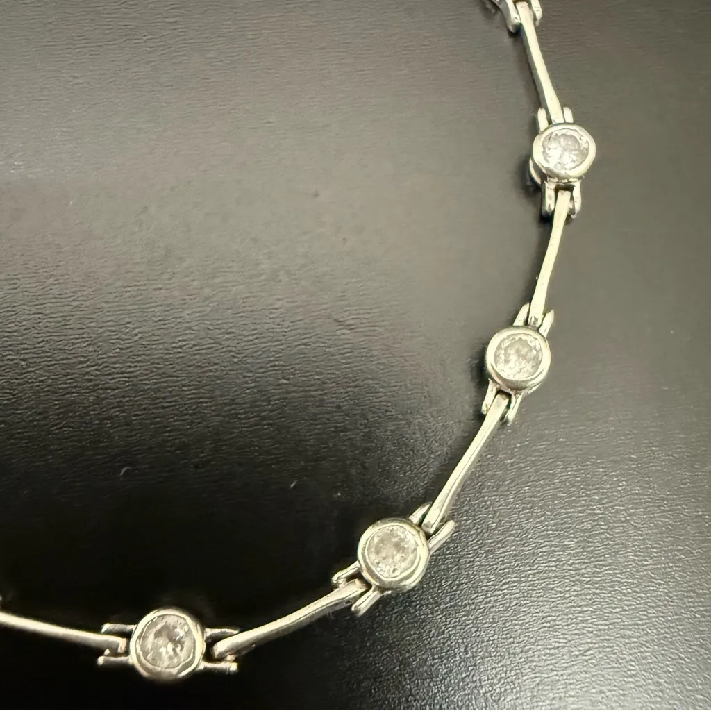 Vintage 925 Sterling Silver Clear CZ 7.5” Tennis Bracelet 5g. - Image 3