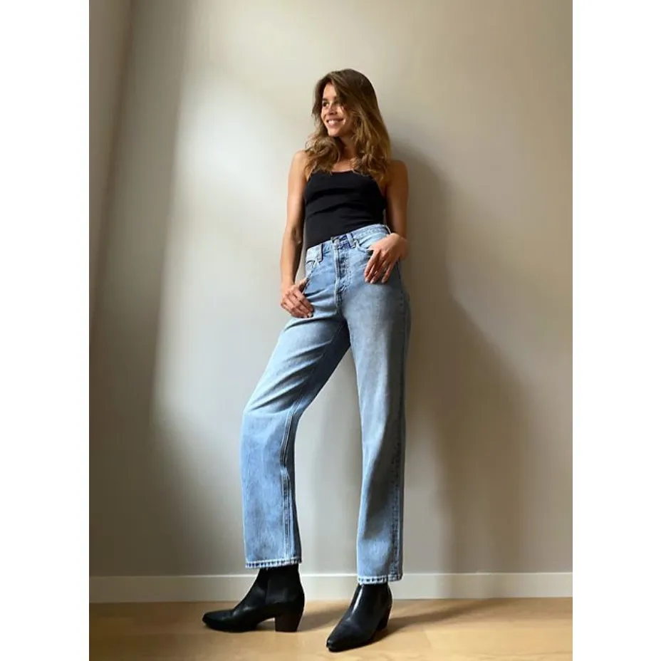 Aritzia Denim Forum The Joni High Rise Loose 29L in Blondie Bleu 26"‎ - Image 3