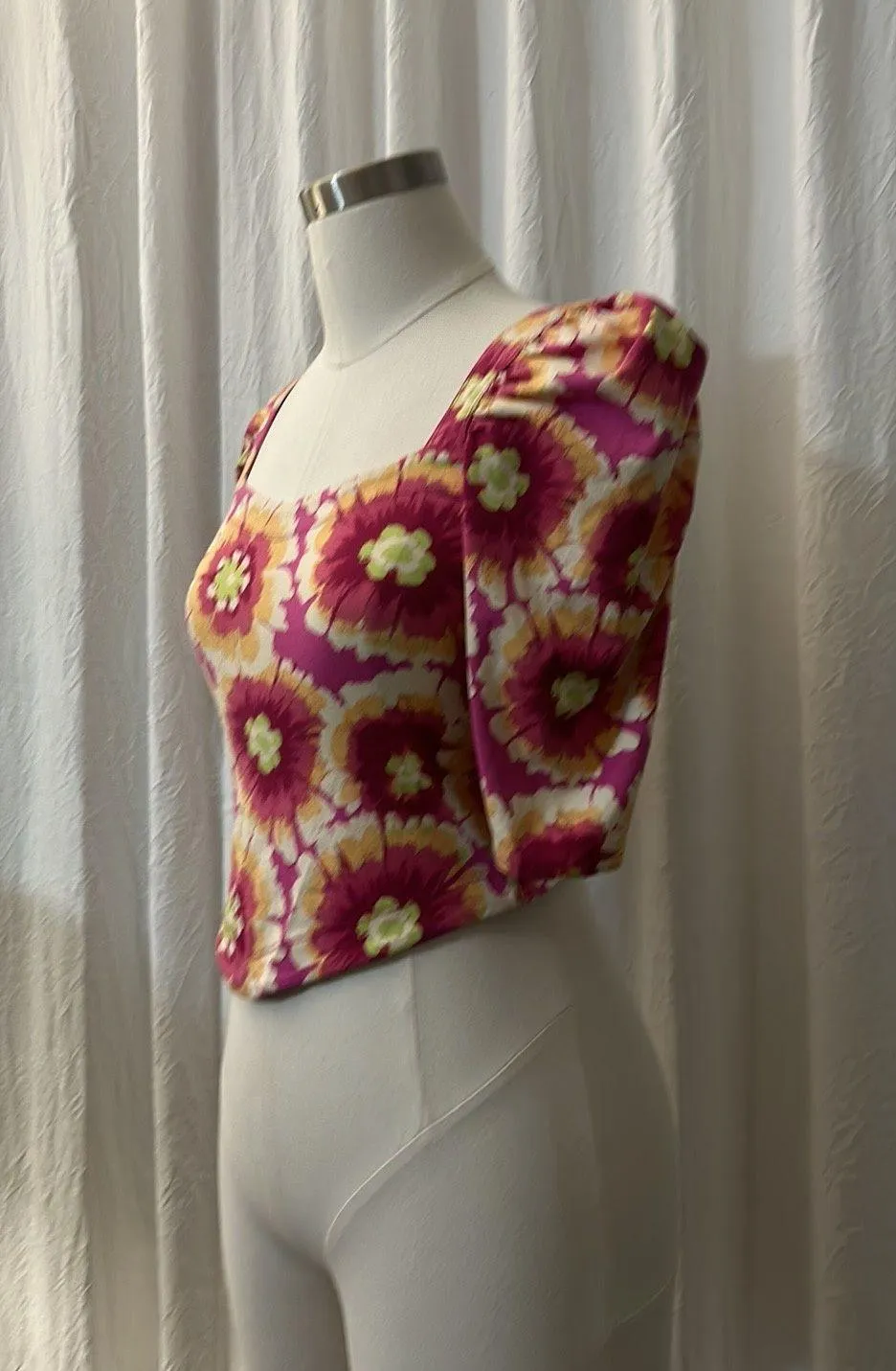 NWOT Give Me More Pink Multi Floral Half Sleeve Crop Top - Image 6