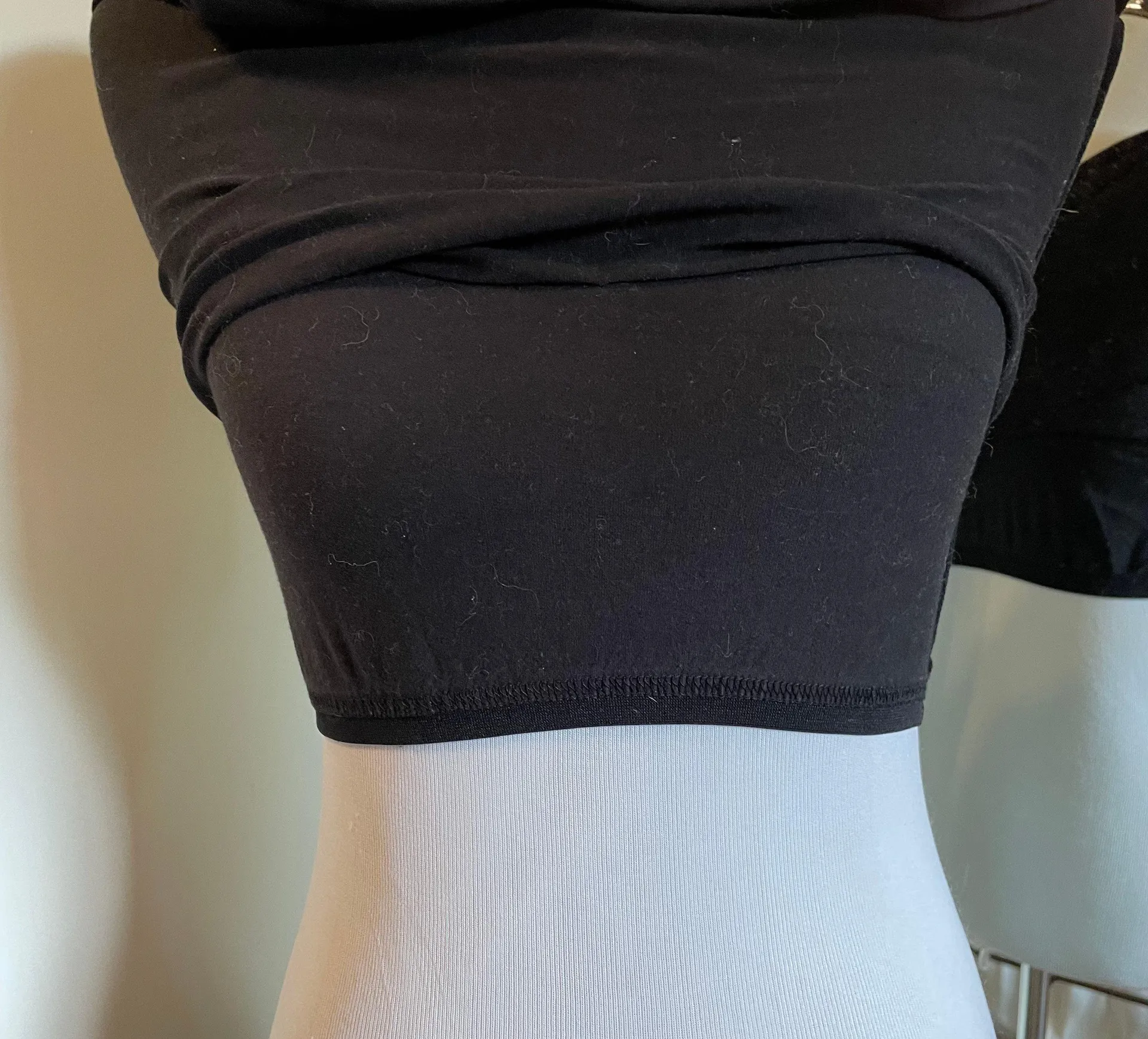 Esprit Large Black Lace Trimmed Camisole - Image 5