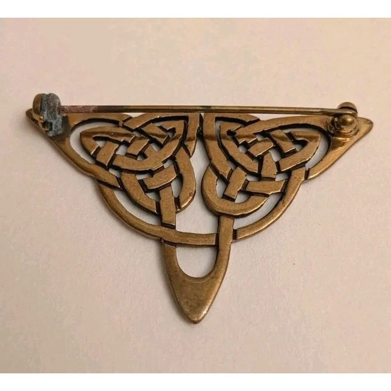 Vtg Celtic Triangle Knot Bronze Brooch Pin Gypsy Cottage Artsy Cosplay Whimsy - Image 2