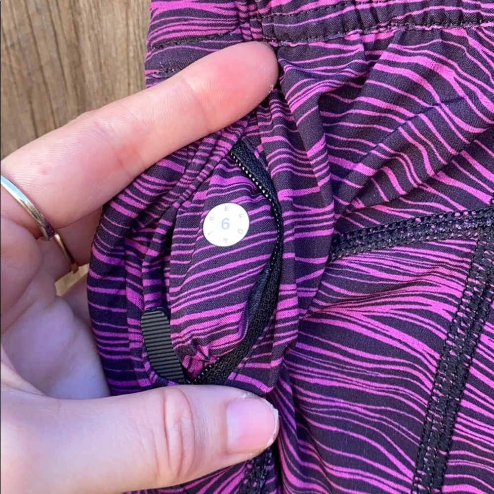 Lululemon Reversible Double Time Shorts - Image 9