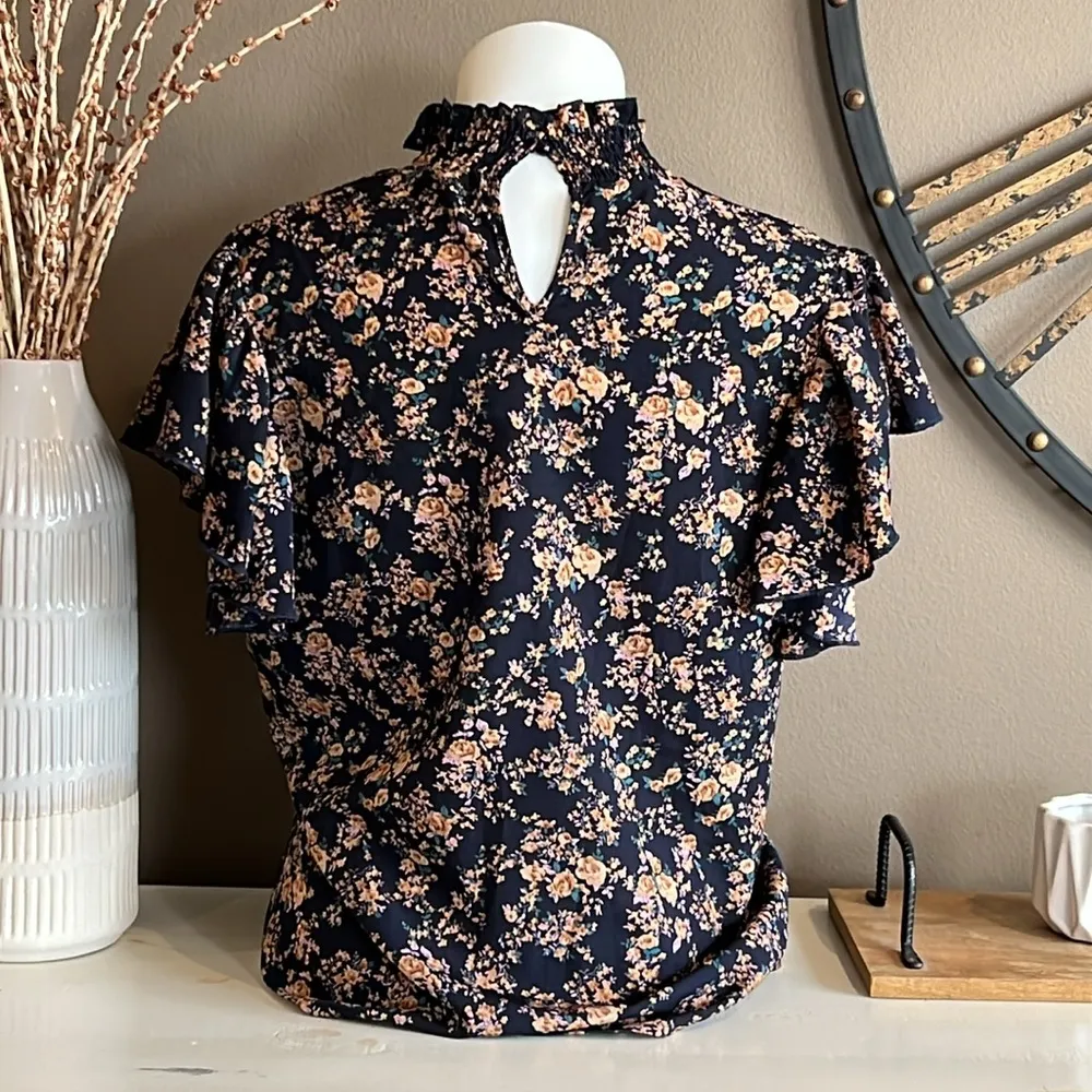 SHEIN Curve Navy Print Flutter Sleeve Stretch Smocked High Neck Top Size 4X - Image 6