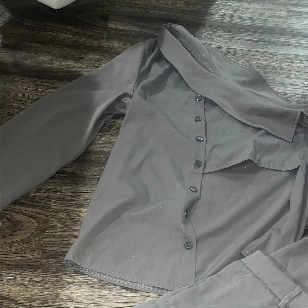 SHEIN Gray Off-Shoulder Pantsuit - Image 3