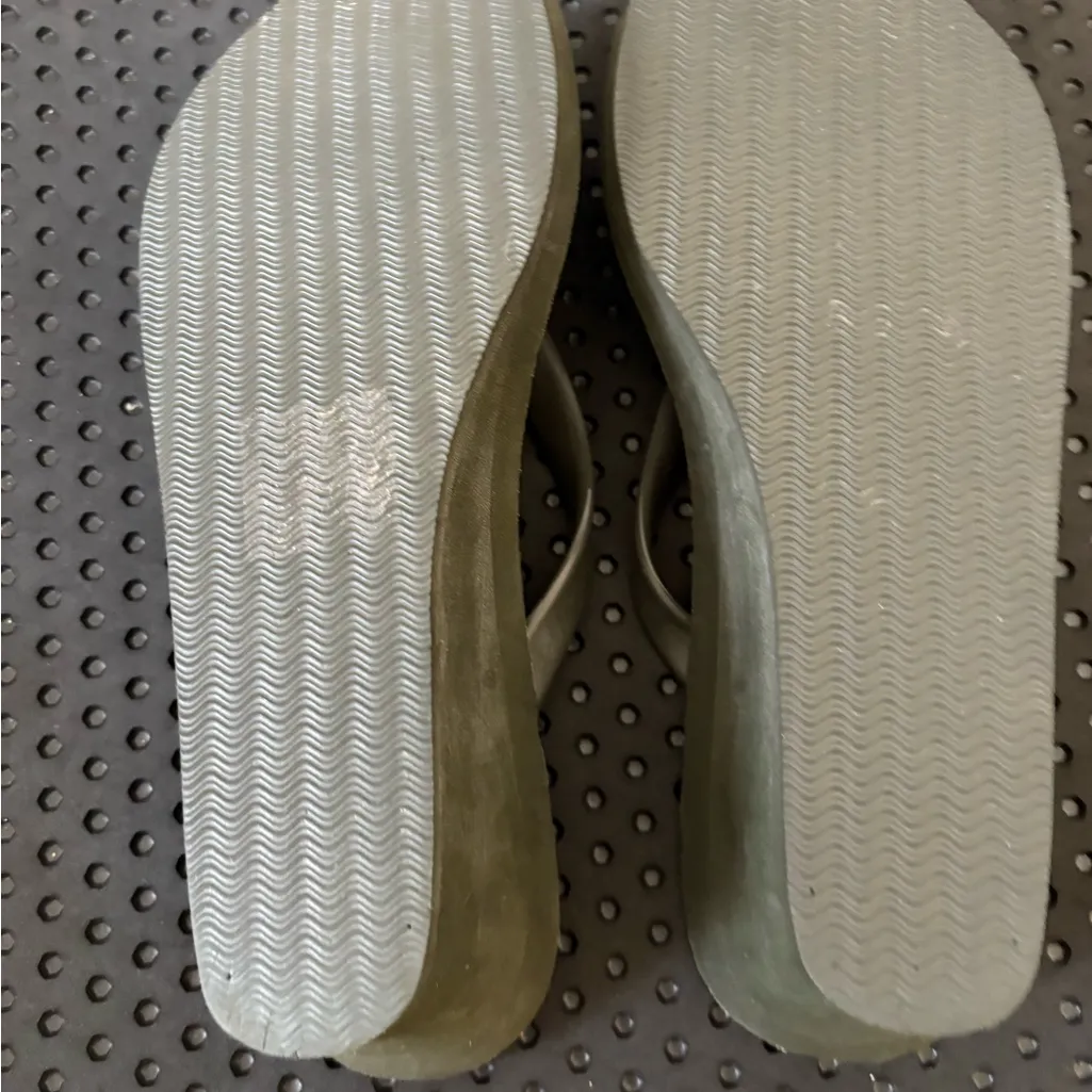 Tommy Bahama pineapple Leopard Print wedge sandals - Image 8