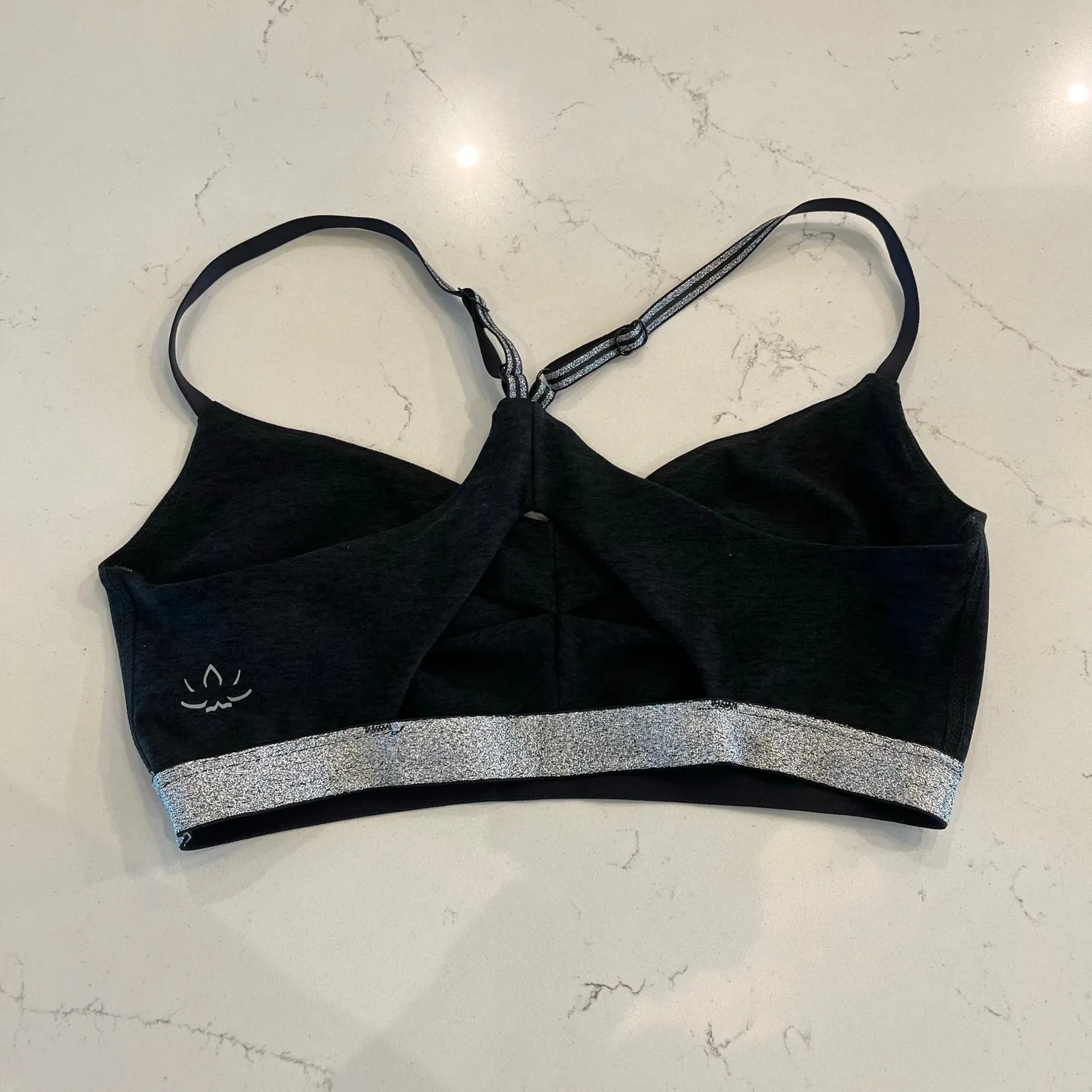 Beyond Yoga Shine On Spacedye Sparkly Sports Bra Size Medium - Image 4