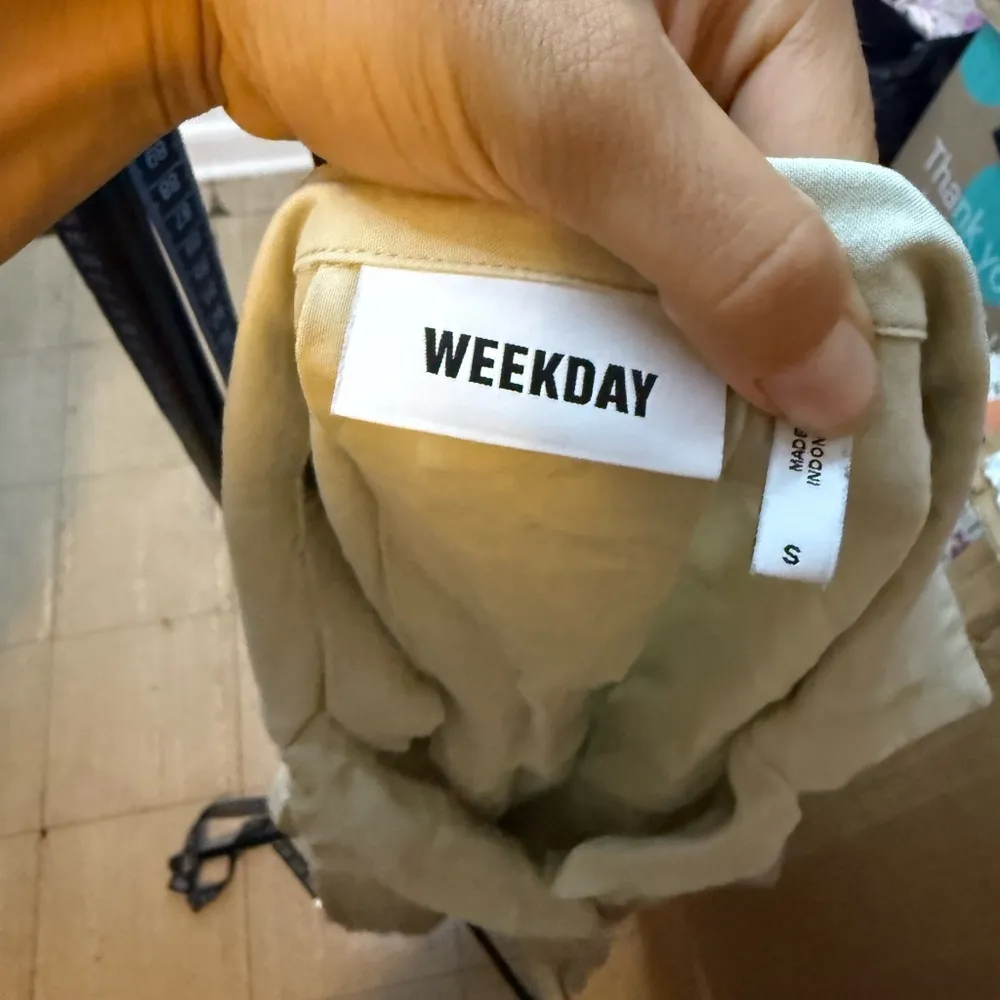 Weekday Cool Beige Filippa Blouse - Image 4