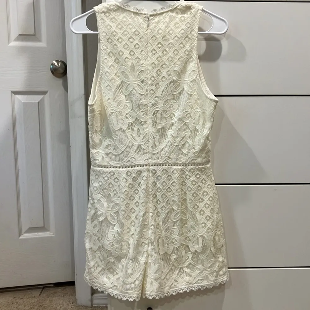 NWT Lovers + Friends White Laces Romper - Image 3