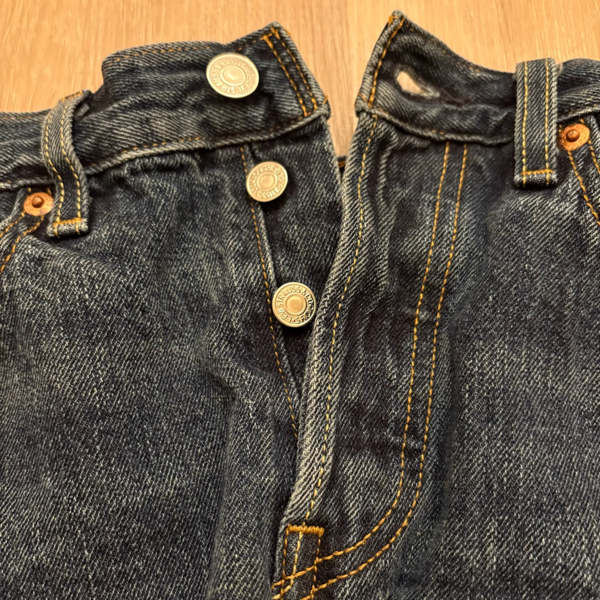 Levis 501 Cutoff Denim Shorts Button Fly Distressed Raw Hem Daisy Dukes 28” - Image 3