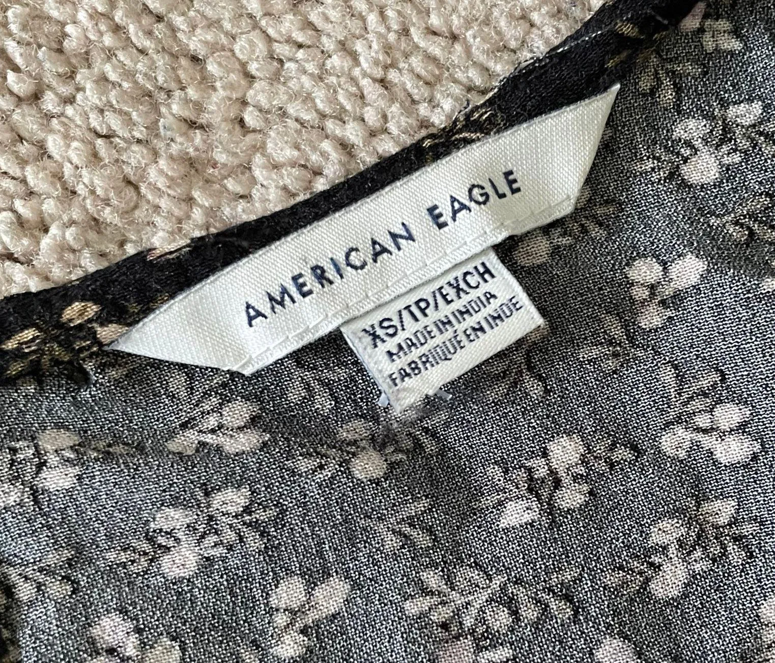 American Eagle Long Sleeve Floral Romper - Image 4