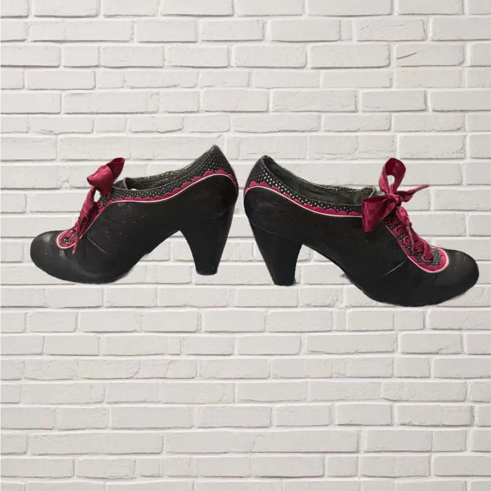 Poetic License London Lace - Image 4