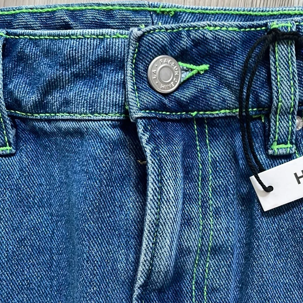 Highrise size 25 NWT - Image 2