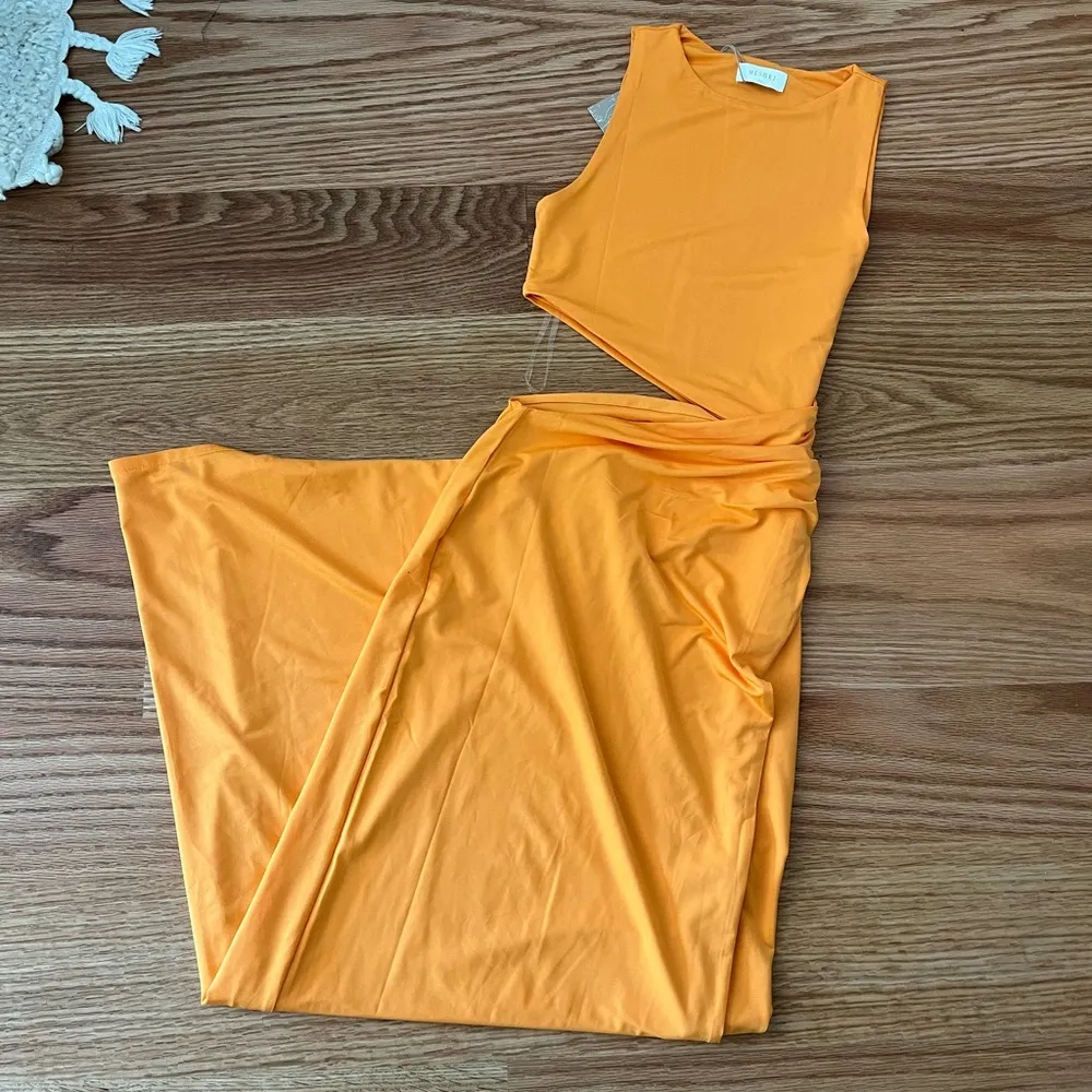 Meshki dress - Image 4