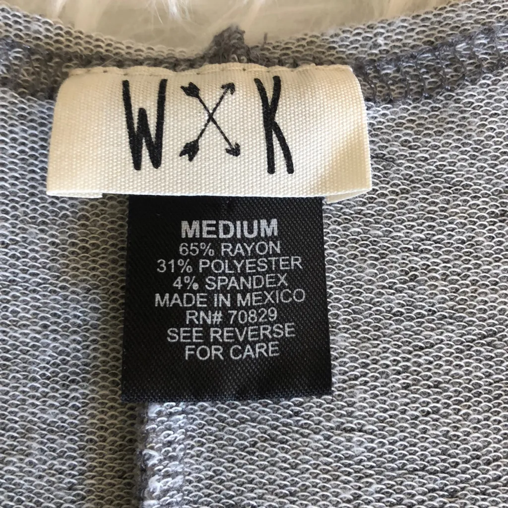 WK Don’t Care‎ flared crop tank top Gray Size M - Image 2