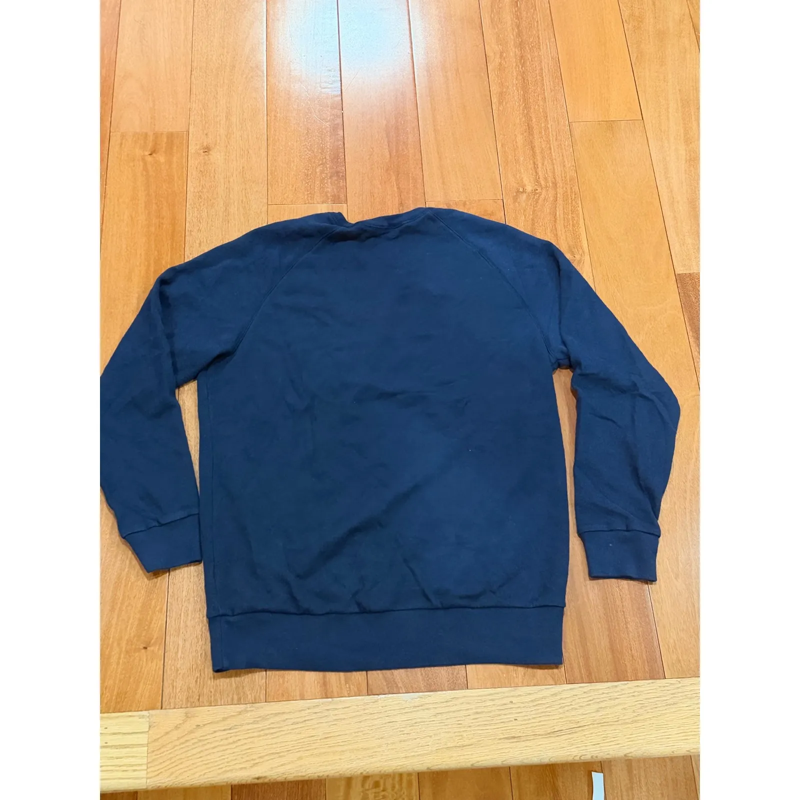 Abercrombie and Fitch Navy Blue Graphic Sweatshirt Womens Size Medium - Image 5