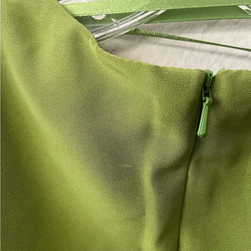 Mac Duggal 2630 Apple Green Cut Out Puff Sleeve Gown with Sequins Womens Size 8 - Image 11