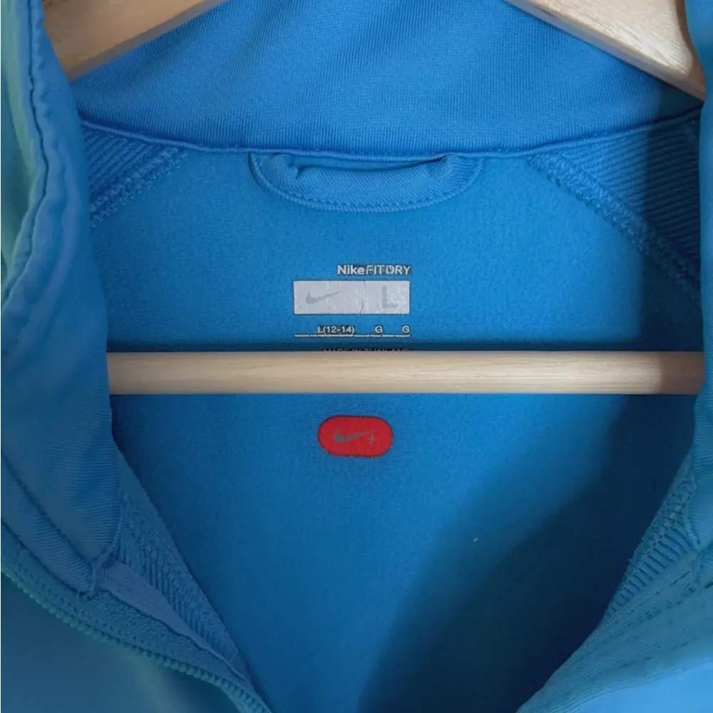 Blue Nike dri fit zip up sweater large - Image 6