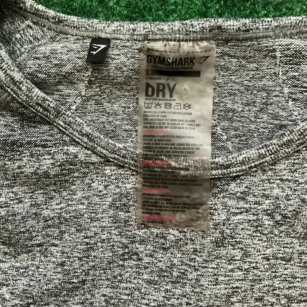 Gymshark Gray Crop Top Fitted Sweatshirt - Image 3