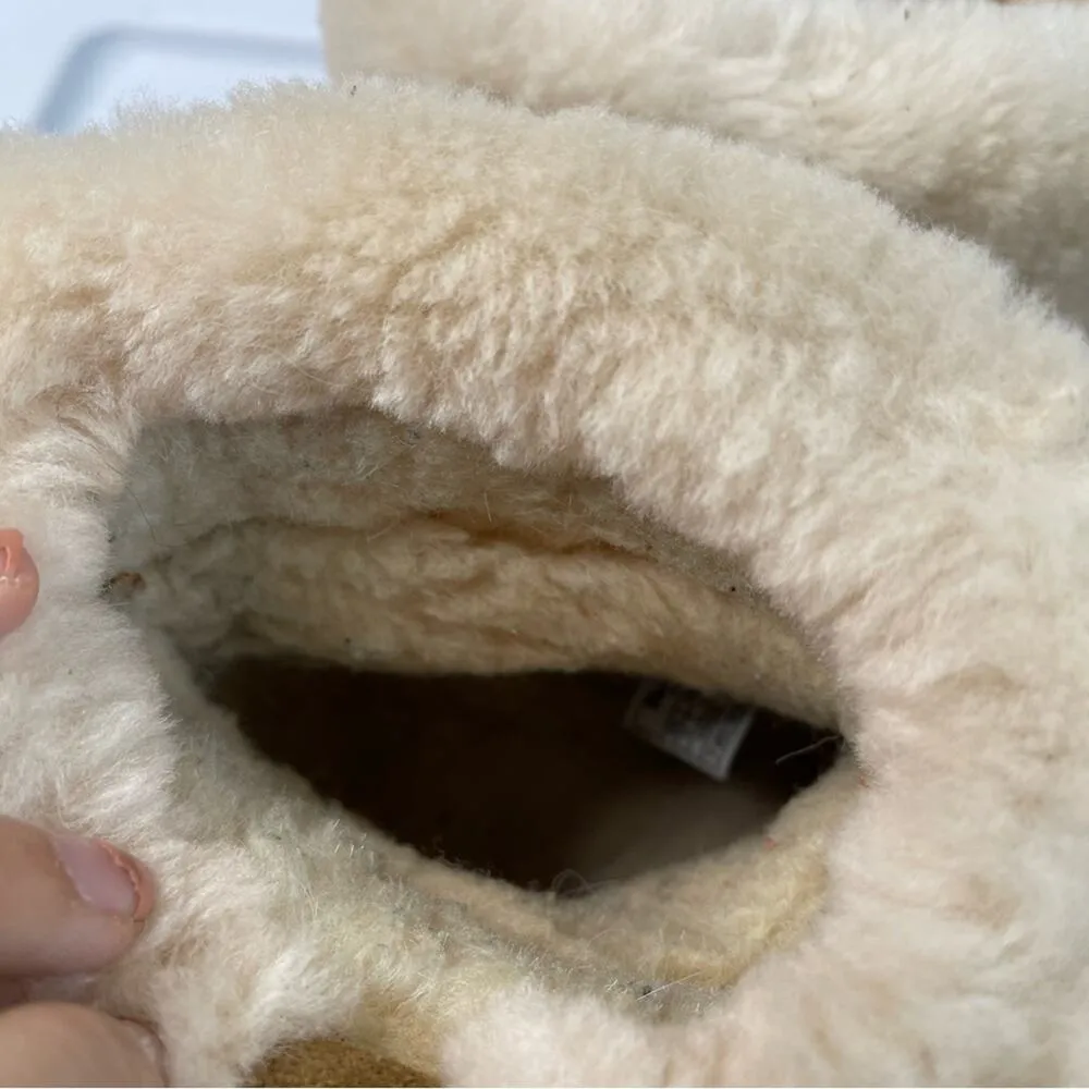 BearPaw Abby sheepskin hickory short booties size 8‎ - Image 2