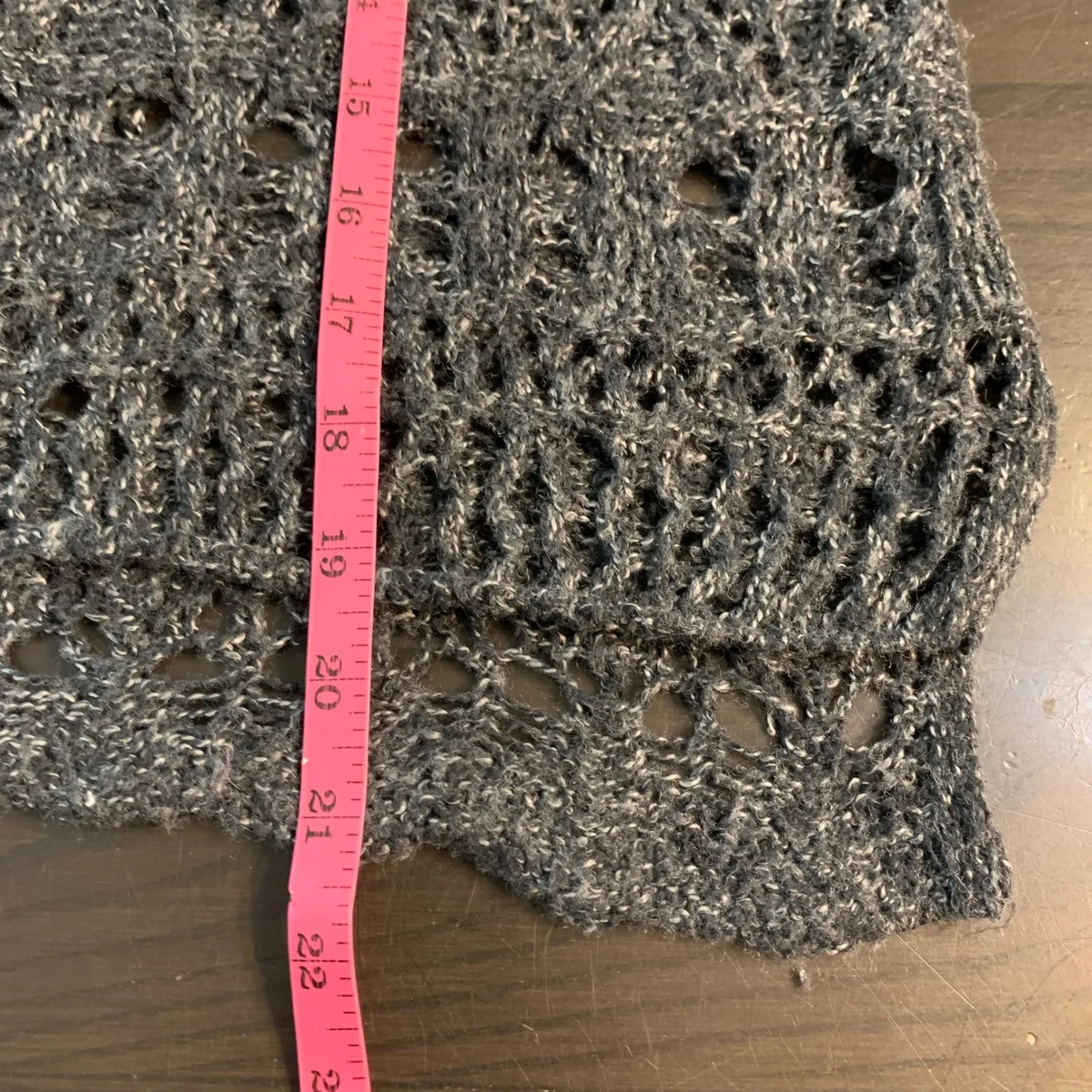 Hollister Womens Gray Open Knit Sweater Bell Sleeves Cropped XS S Crochet - Image 9