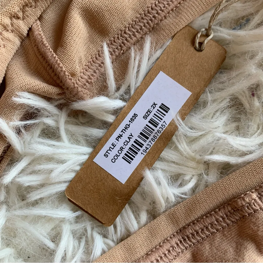 Skims NEW with tags - Image 5