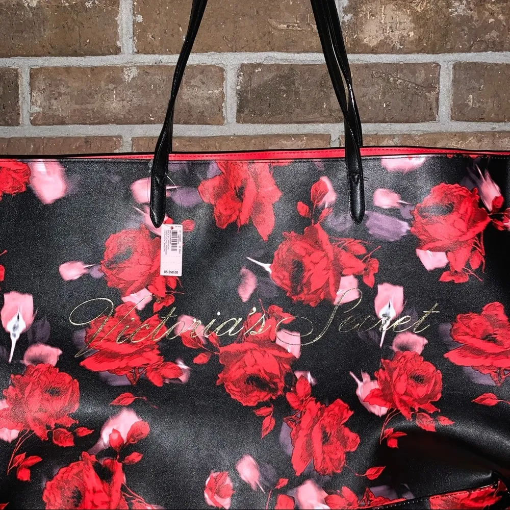 BNWT Victoria’s Secret Weekender Tote - Image 8