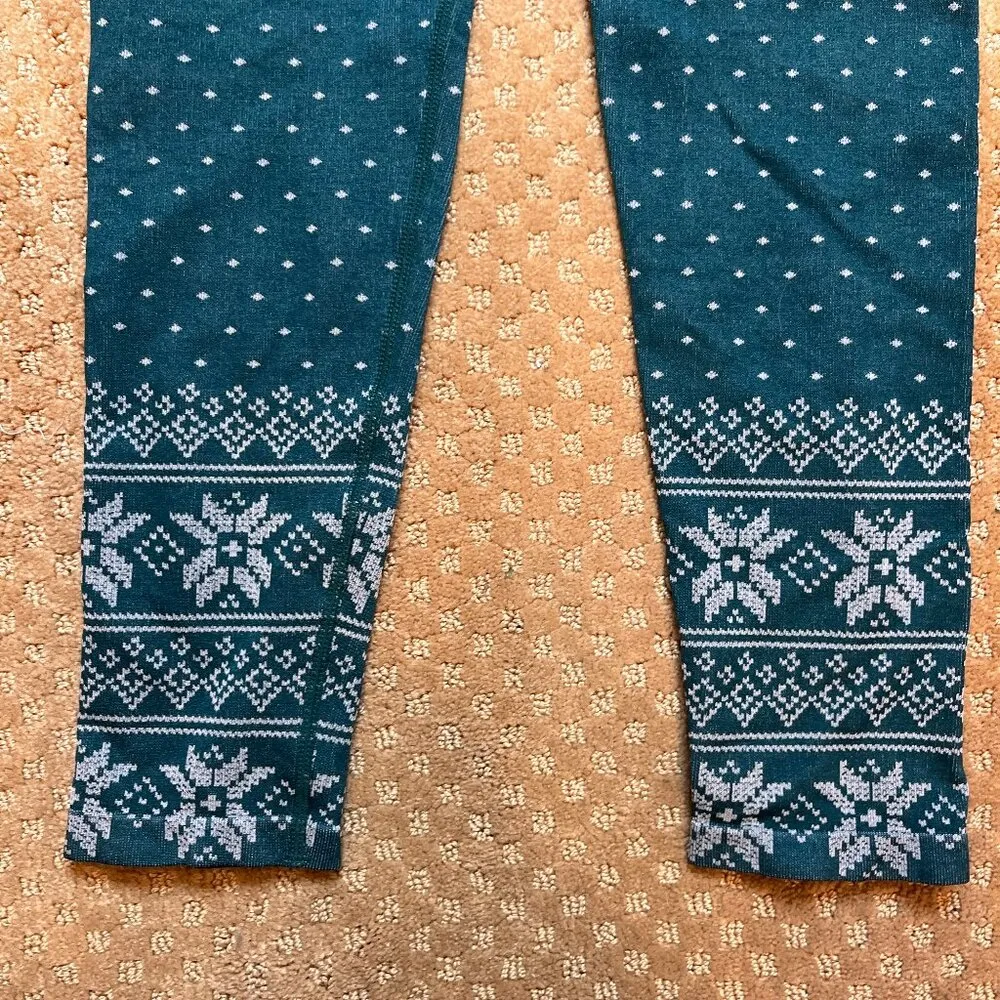 Avia Fair Isle Green Seamless Leggings SZ L 12/14 Cabin Activewear Winter Skiing - Image 4